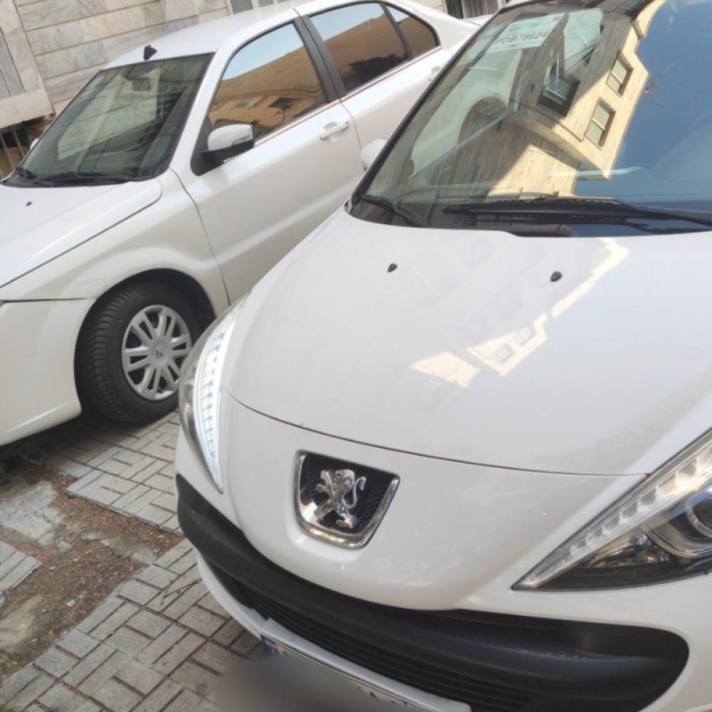 پژو مدل 207 پانوراما دنده ای TU5P سال 1402  کارکرده