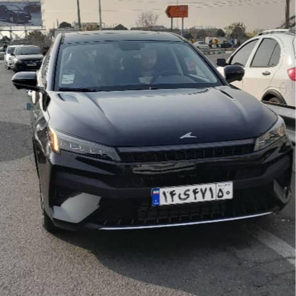 کی ام سی مدل J7 سال 1404  صفر