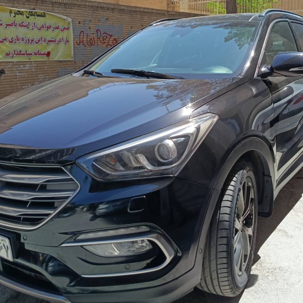 هیوندای مدل سانتافه 4 سیلندر دو دیفرانسیل سال 2017  کارکرده