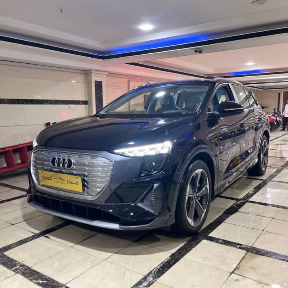 آئودی مدل Q5 e-tron سال 2024  کارکرده