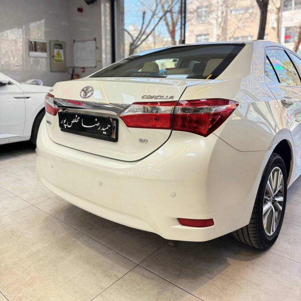 کرولا Gli مدل 2015