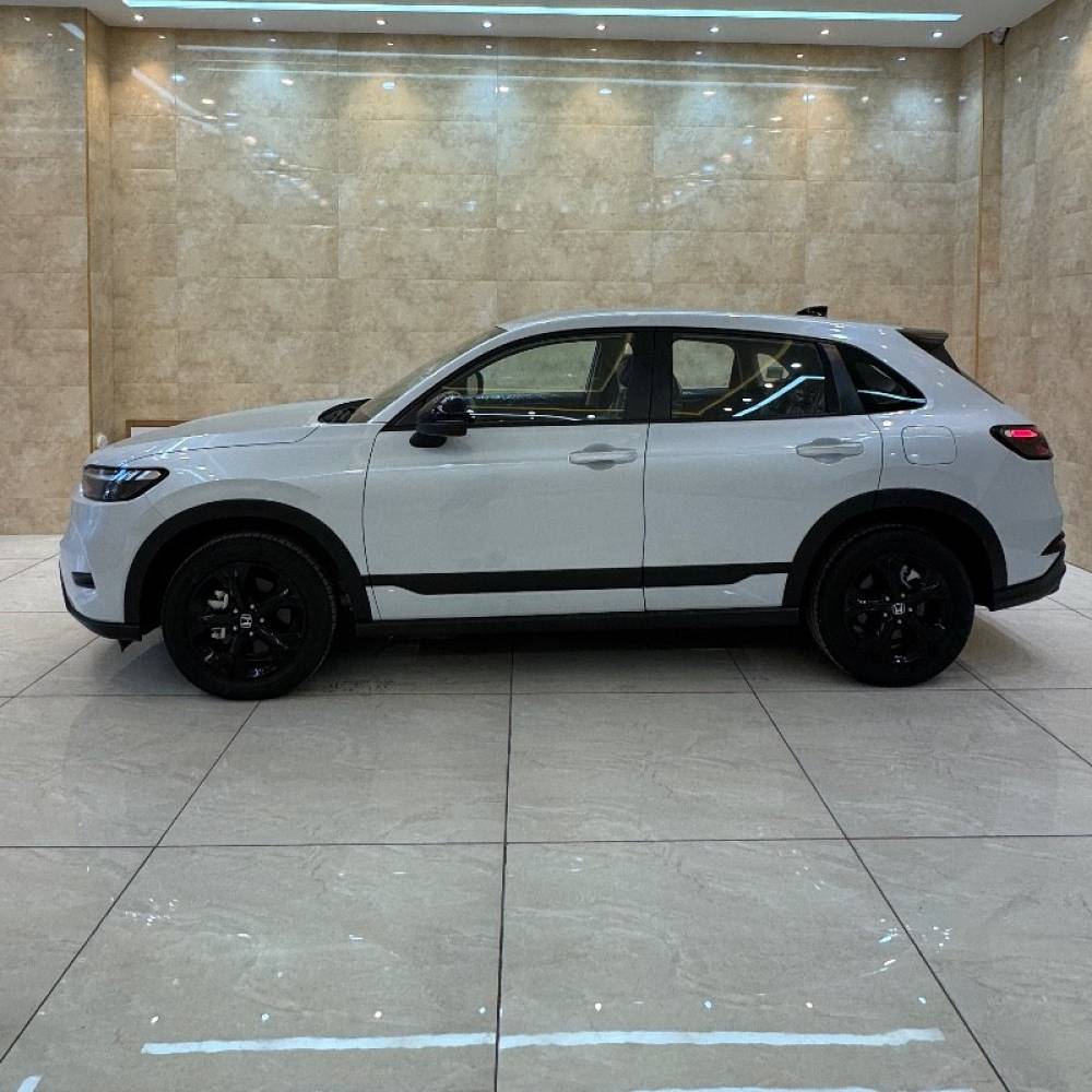 هوندا مدل HR-V eHEV 1.5 لیتر سال 2024  صفر