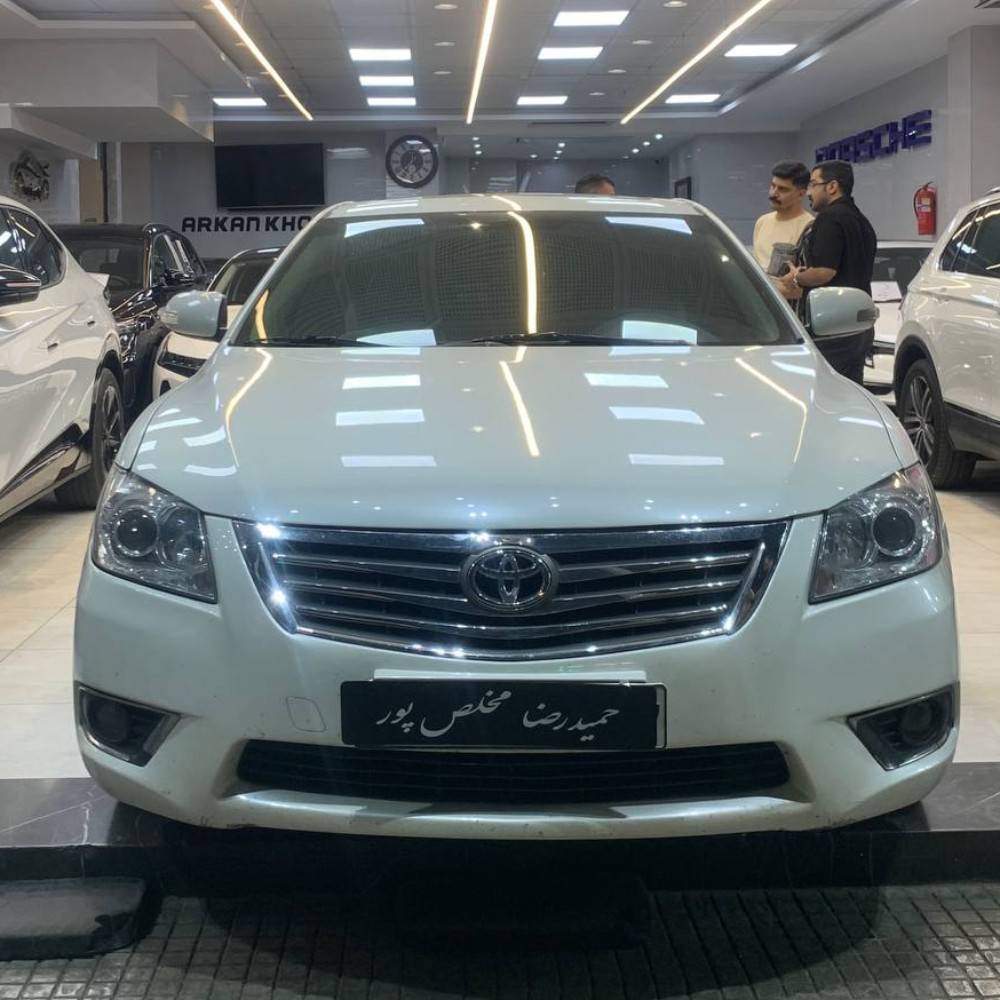 تویوتا اریون مدل2010