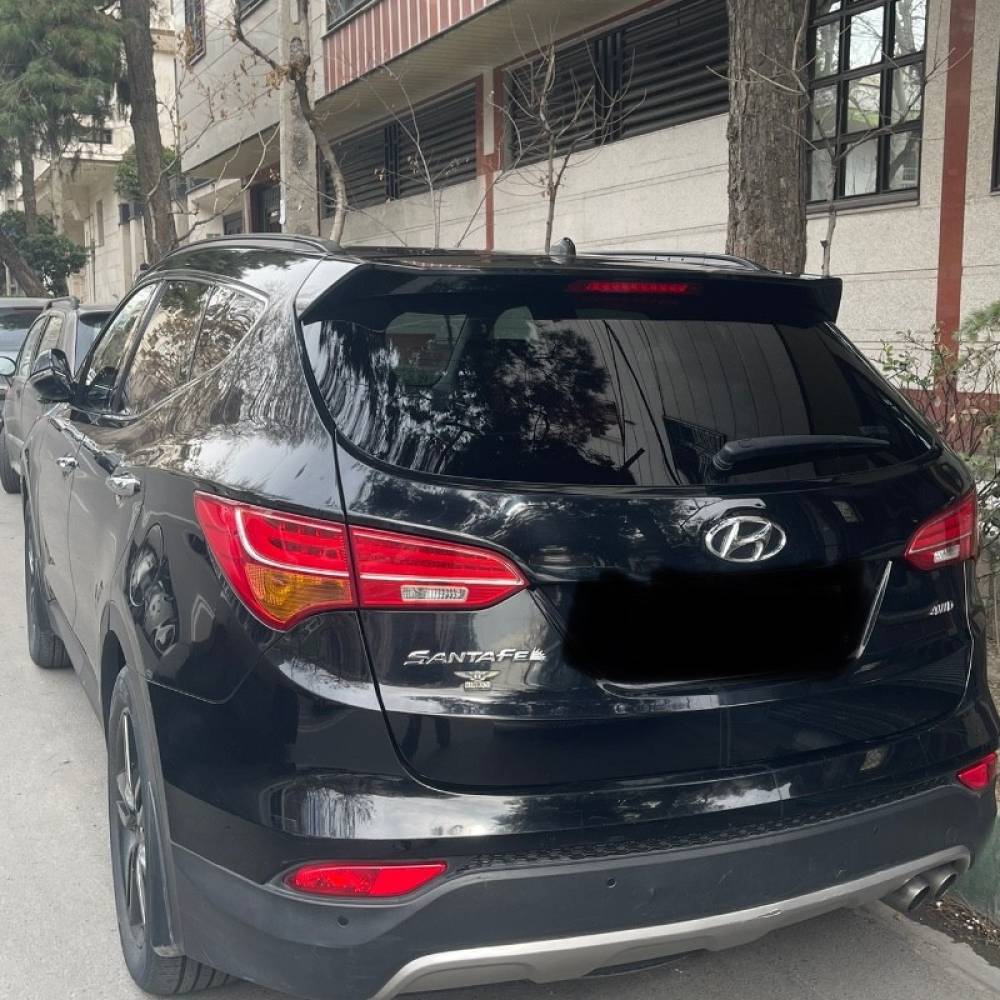 هیوندای مدل سانتافه 4 سیلندر دو دیفرانسیل سال 2016  کارکرده