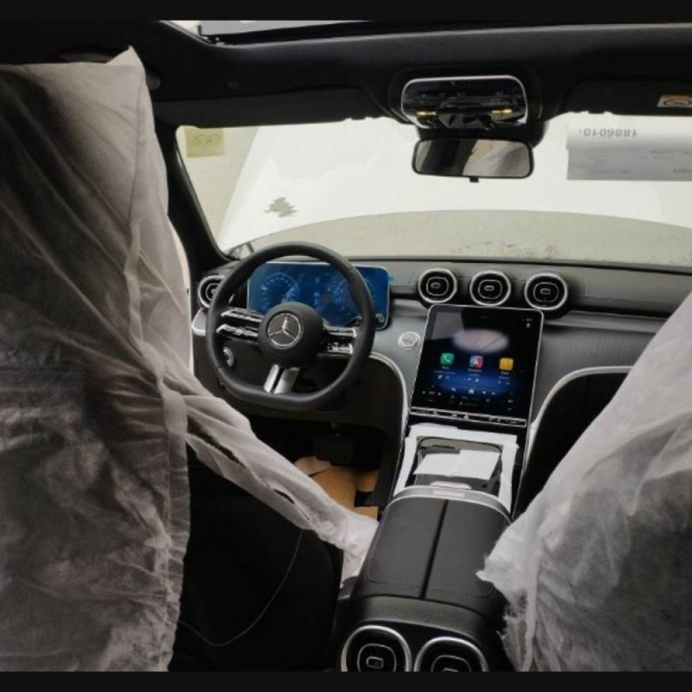 بنز مدل کلاس C C200L سال 2025  کارکرده