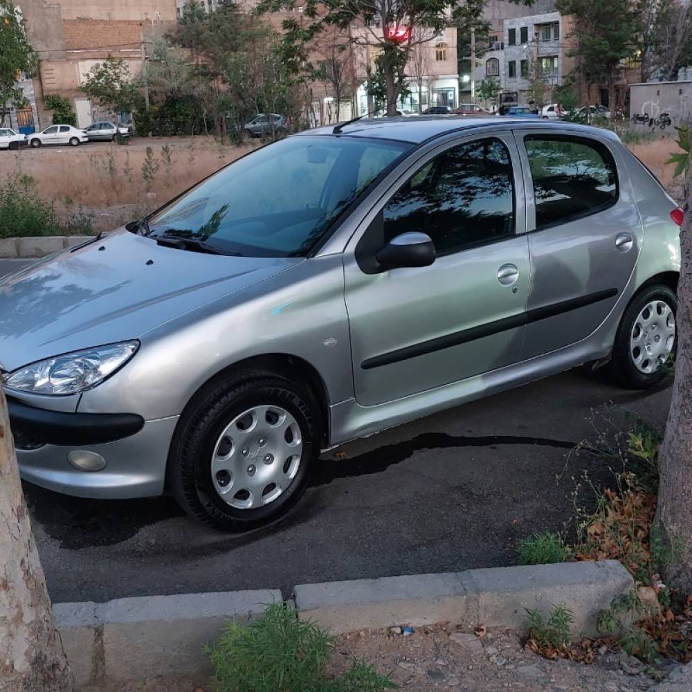 پژو مدل 206 تیپ 2 سال 1383  کارکرده
