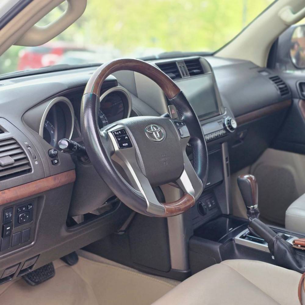 پرادو VXL مدل ۲۰۱۲