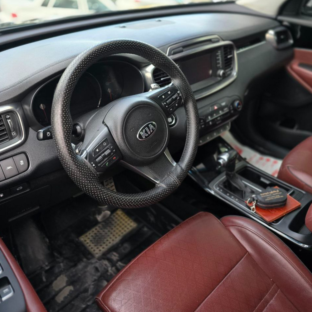 سورنتو GT line مدل ۲۰۱۷