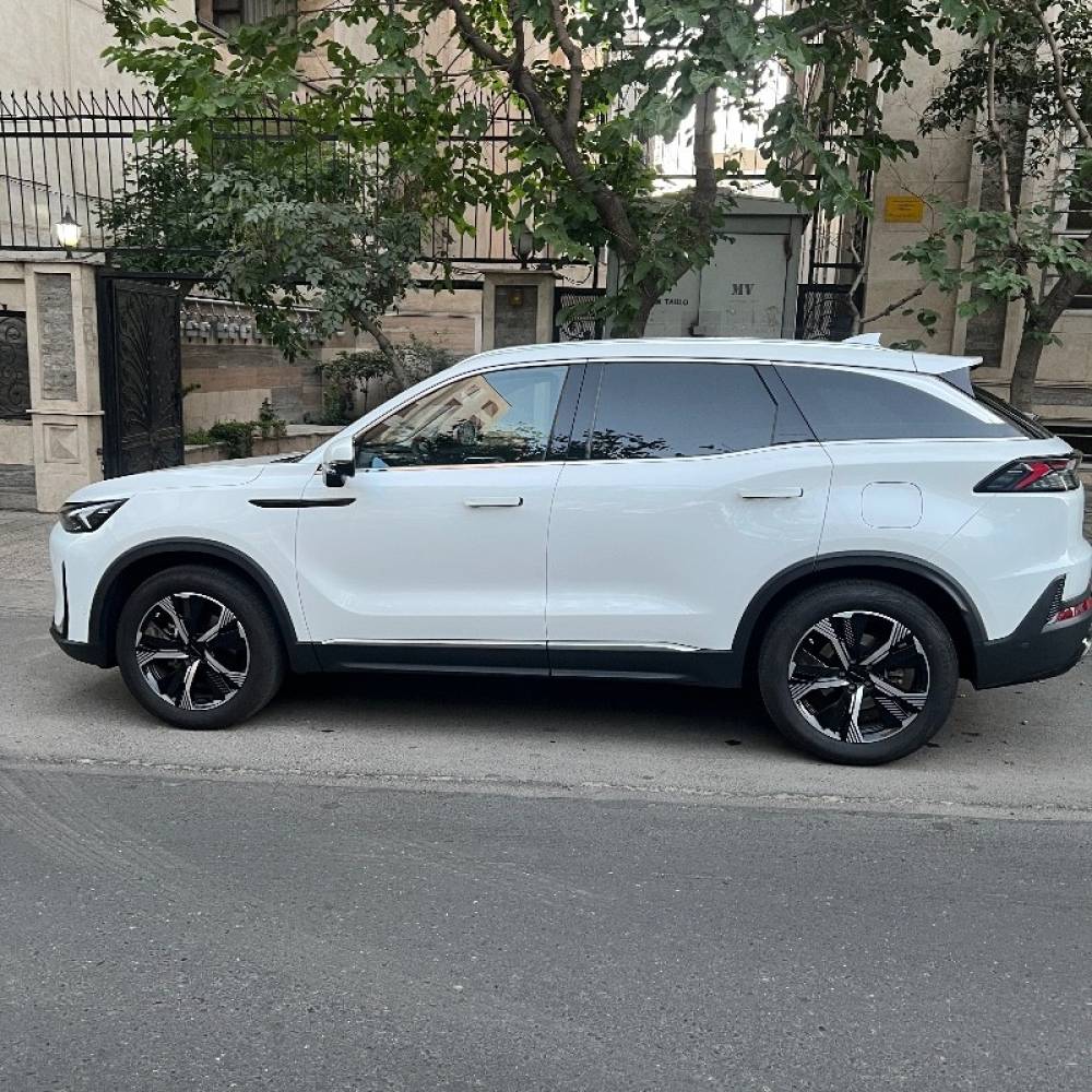 بیجینگ مدل x7 1.5 لیتر توربو سال 1403  کارکرده