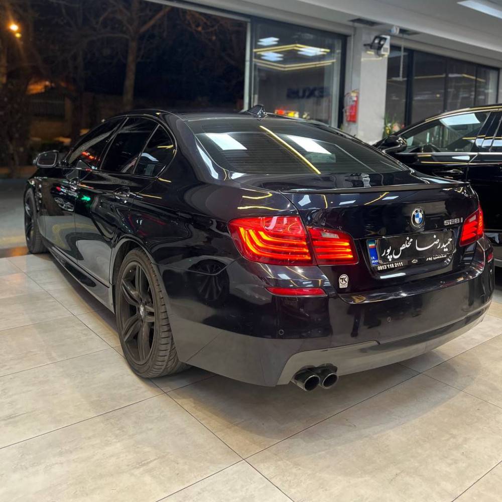 ۵۲۸ کربن بلک مدل ۲۰۱۵