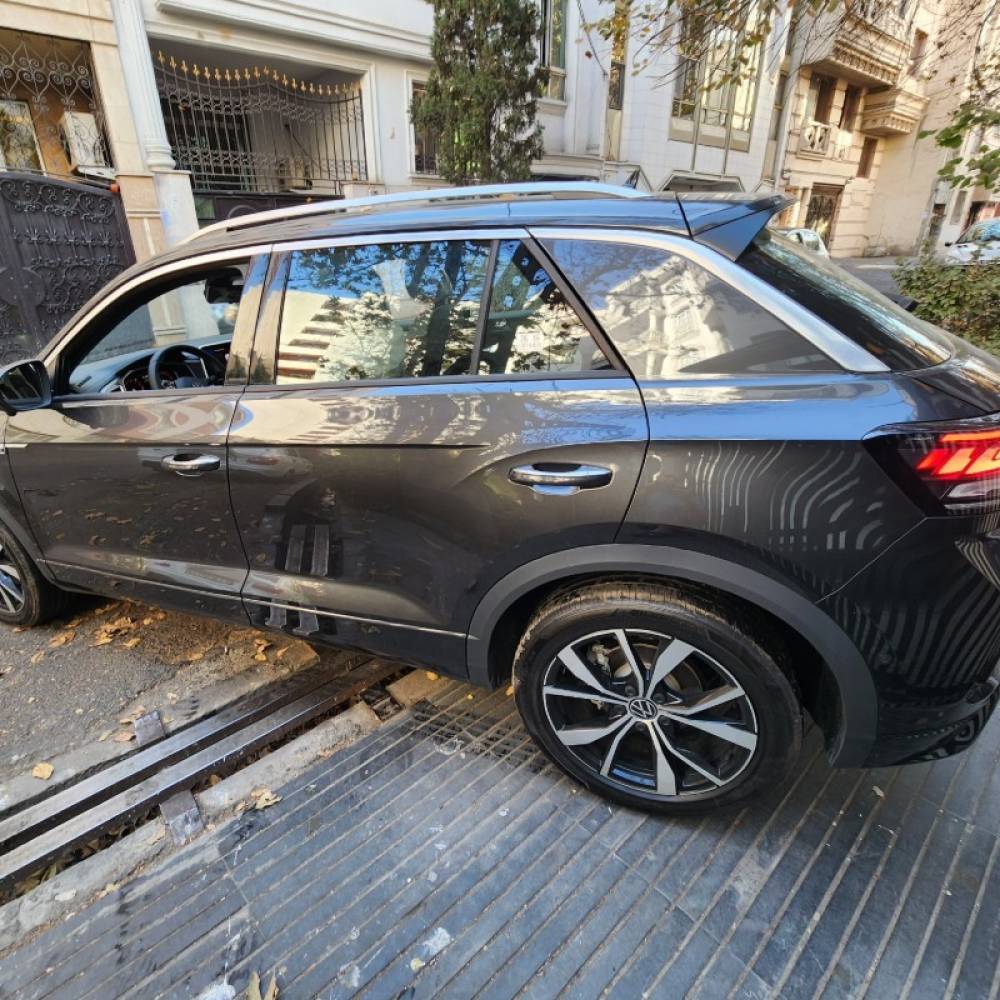 فولکس واگن مدل تیراک 1.5 لیتر توربو سال 2025  صفر