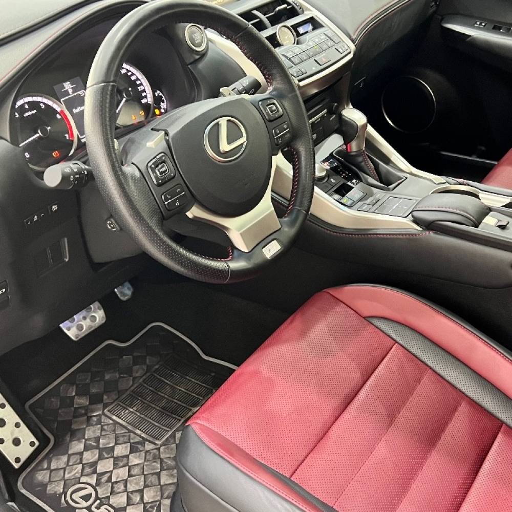 لکسوس مدل NX200  کارکرده