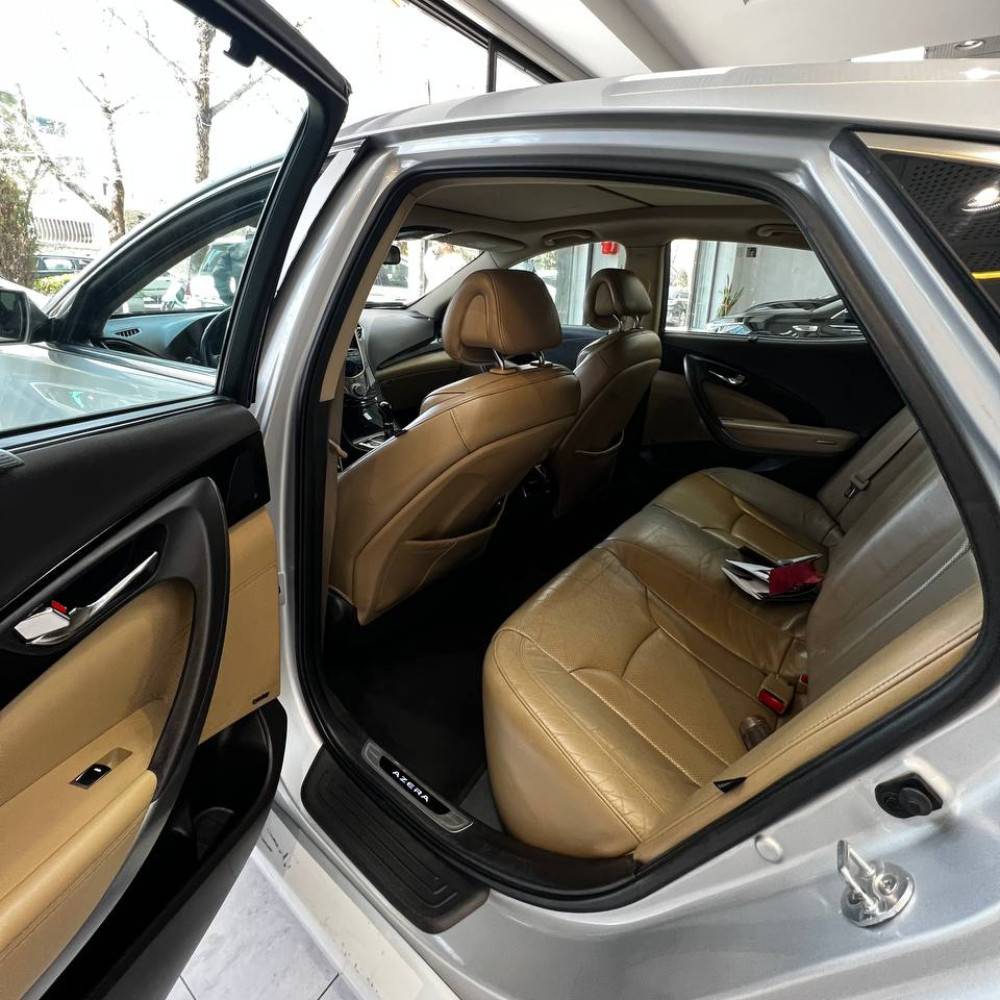 آزرا گرنجور مدل 2013