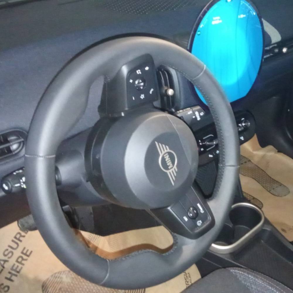 مینی مدل کوپر 5 در سال 2025  صفر