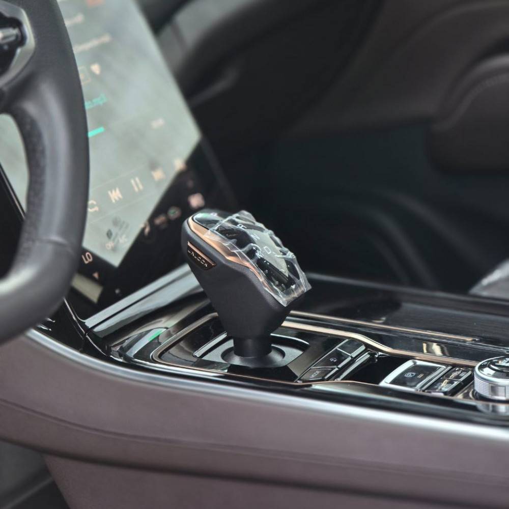 نیسان ترا مدل ۲۰۲۴