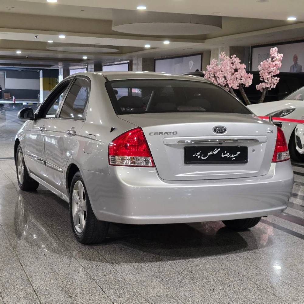 کیا سراتو مدل 2008