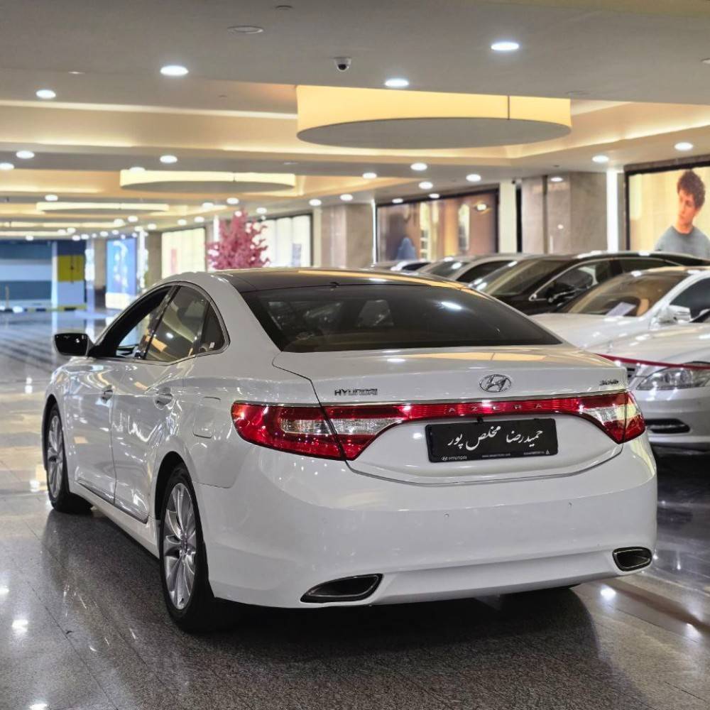 آزرا گرنجور مدل 2012 کارکرده