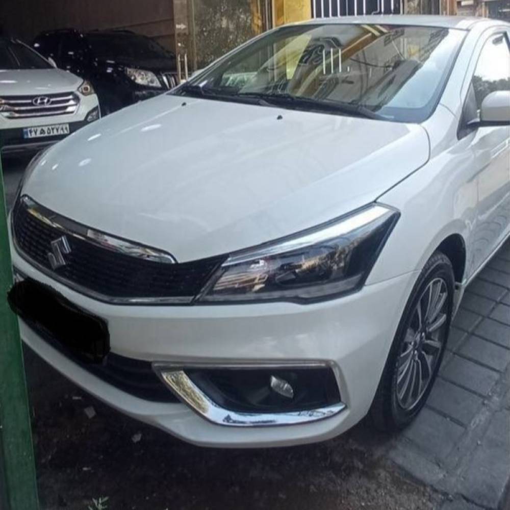 سوزوکی مدل سیاز سال 2025  صفر