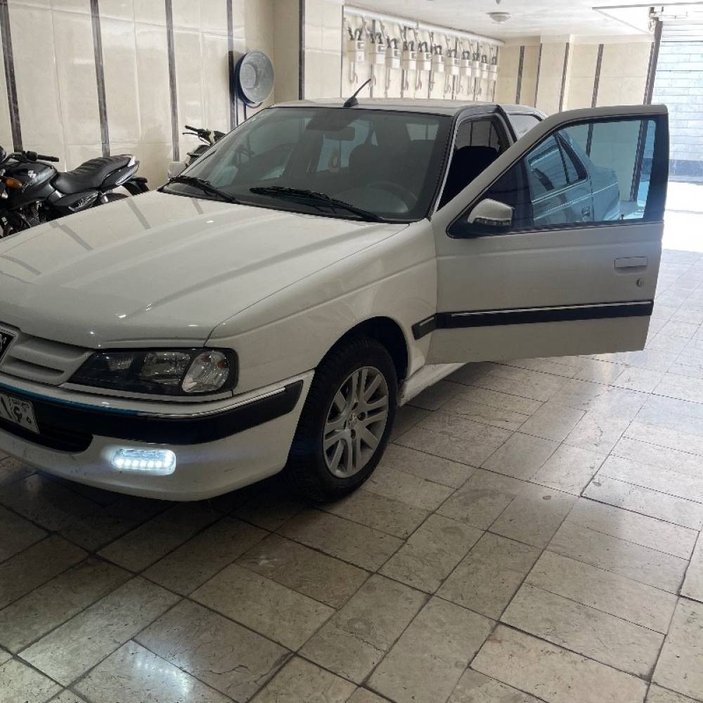 پژو مدل پارس ELX-XU7P سال 1402  کارکرده