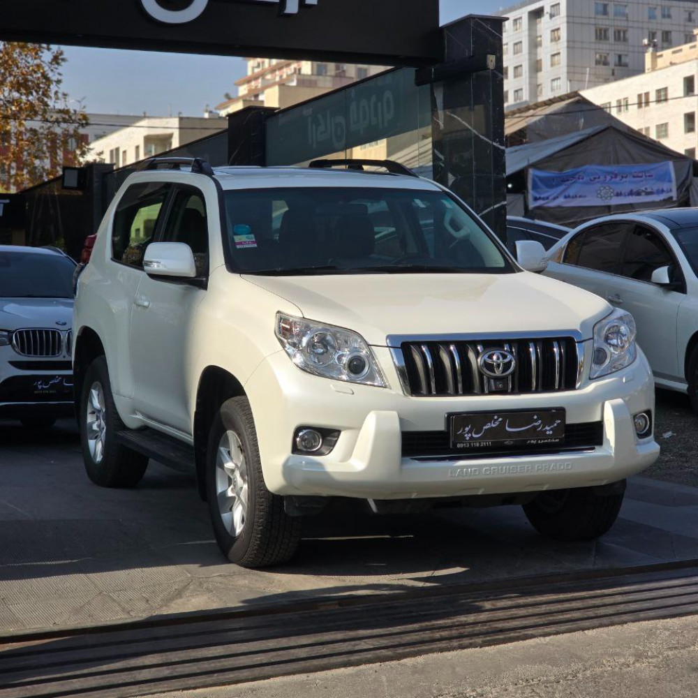 پرادو 2 درب مدل ۲۰۱۳