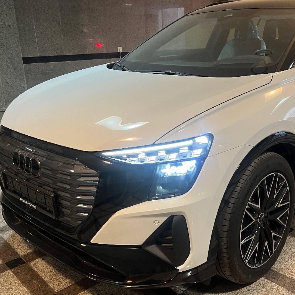 آئودی مدل Q5 e-tron 40 سال 2024  صفر
