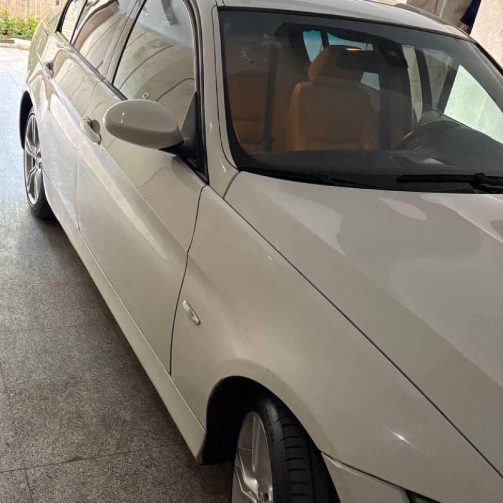 بی ام و مدل سری 3 سدان 320i سال 2008  کارکرده