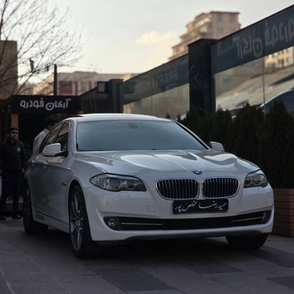 بی ام و 523 مدل 2011