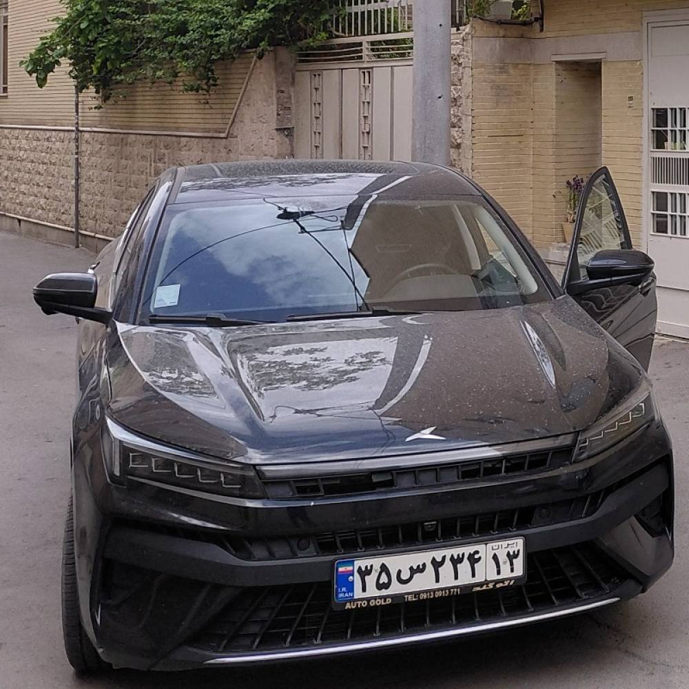 کی ام سی مدل J7 سال 1402  کارکرده