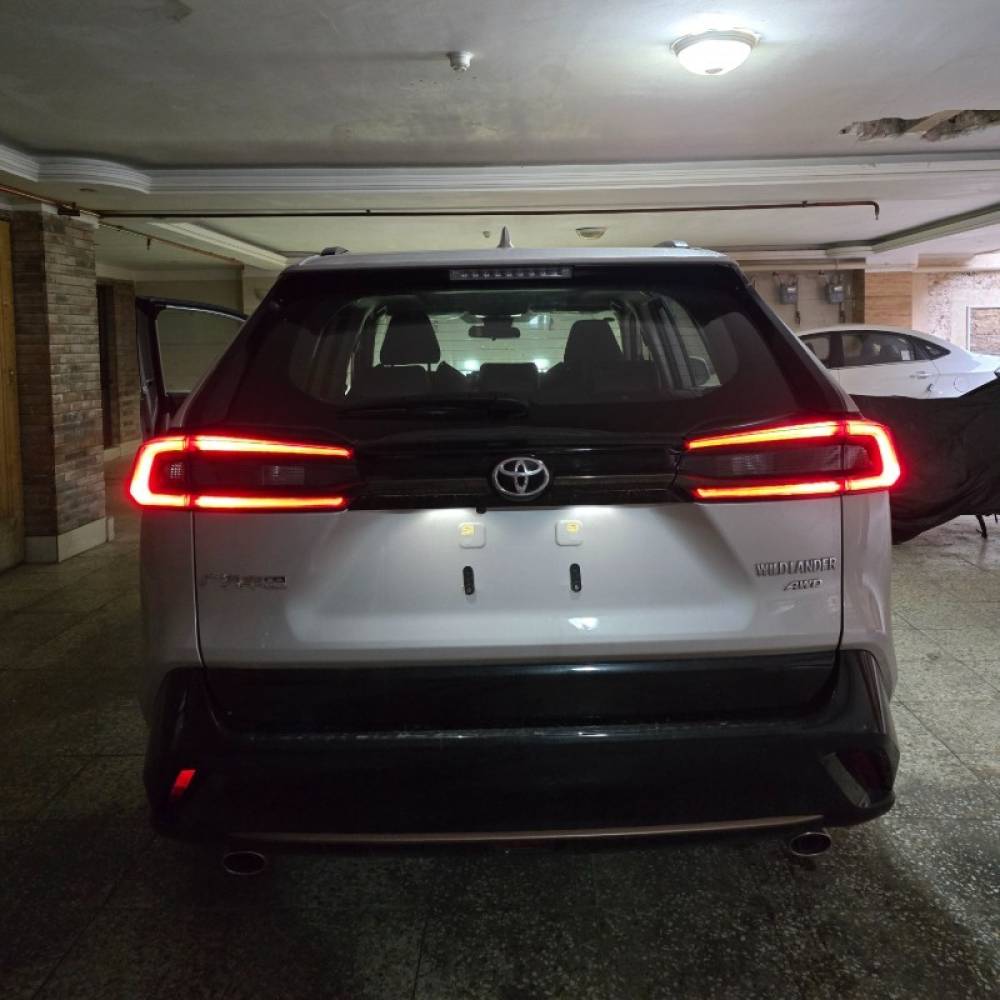 تویوتا مدل وایلندر 2.0 لیتر دو دیفرانسیل سال 2025  صفر