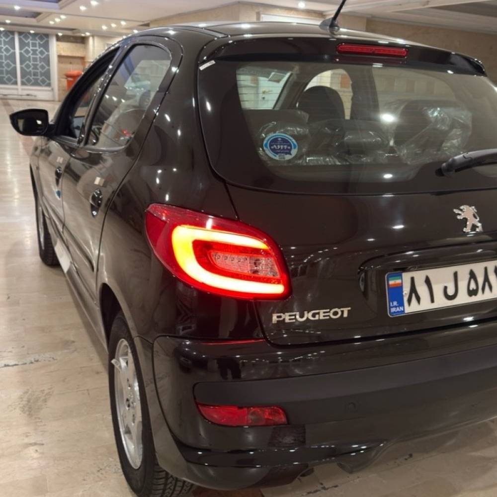 پژو مدل 207 پانوراما اتوماتیک TU5P سال 1403  کارکرده