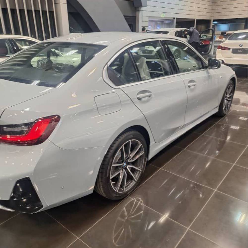 بی ام و مدل 325  صفر