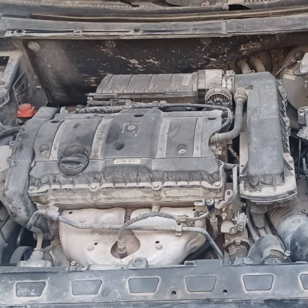 دانگ فنگ مدل H30 کراس سال 1396  کارکرده