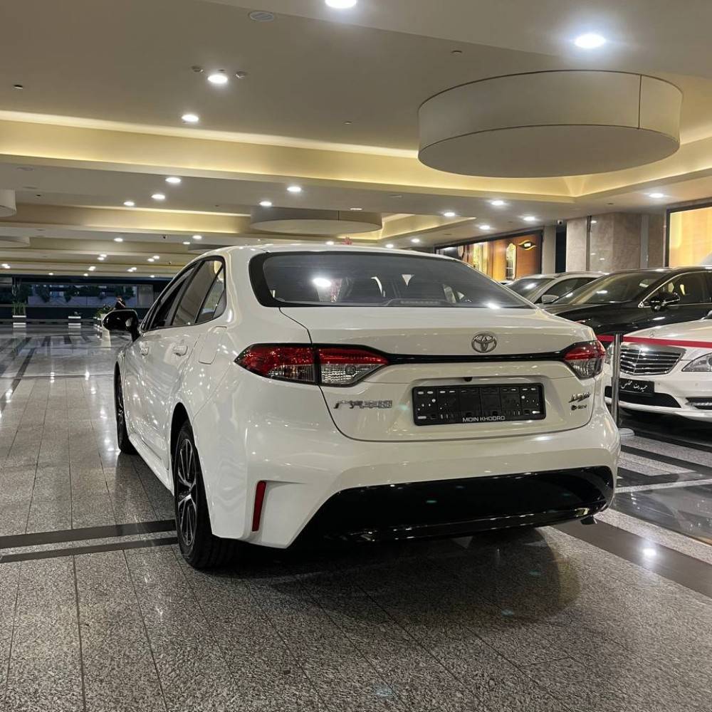 تویوتا لوین هیبرید مدل ۲۰۲۵ کارکرده