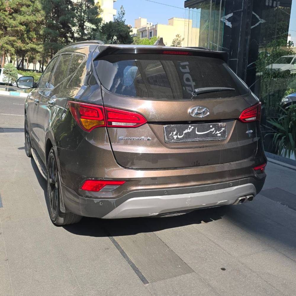 سانتافه مدل ۲۰۱۶