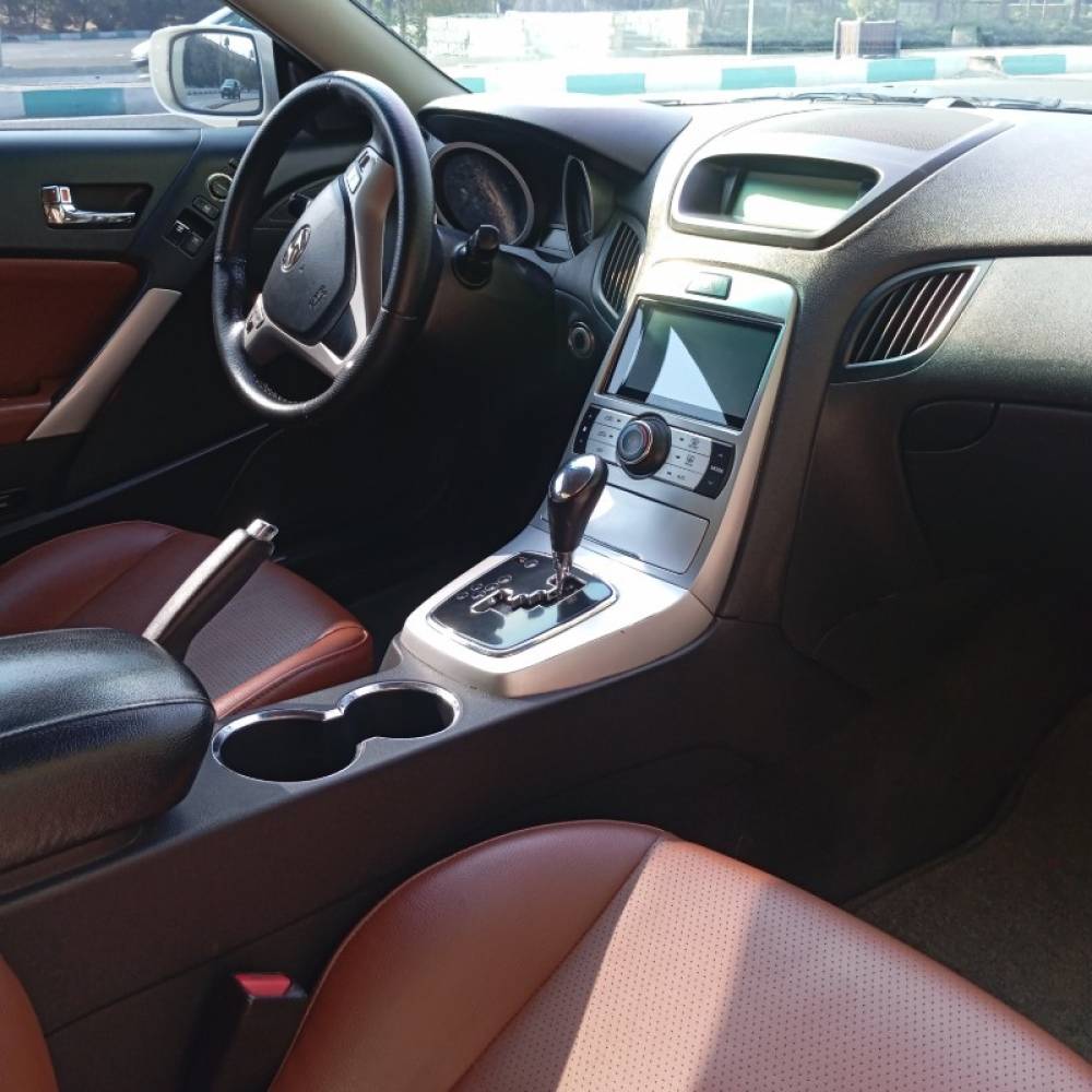 هیوندای مدل جنسیس کوپه  کارکرده