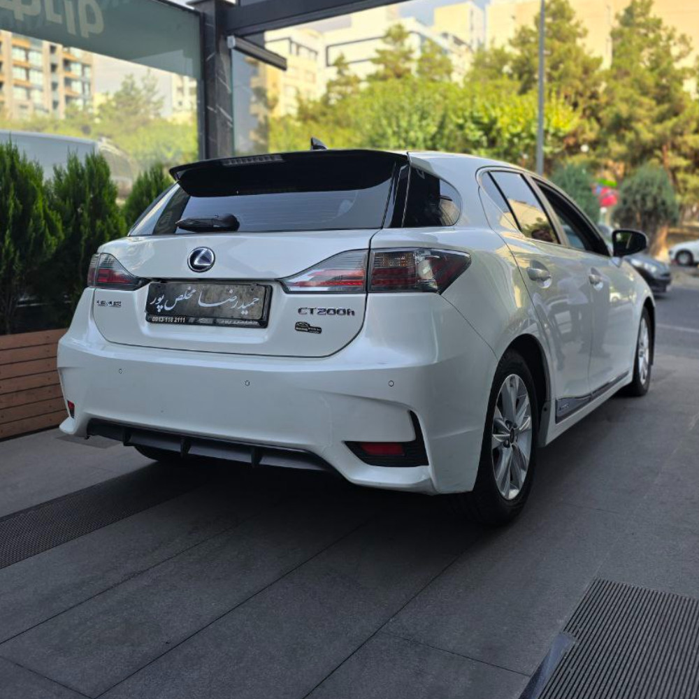 لکسوس CT200 مدل ۲۰۱۴