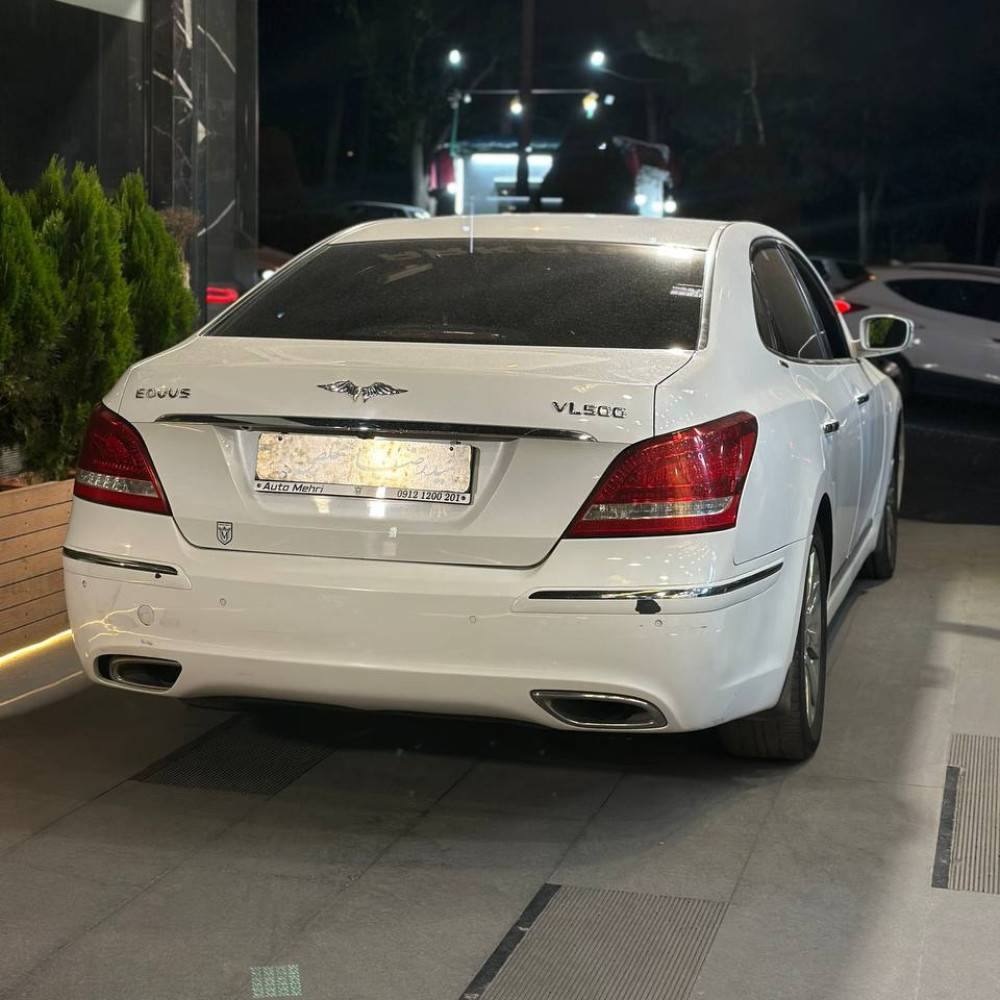 جنسیس سنتنیال مدل ۲۰۱۲