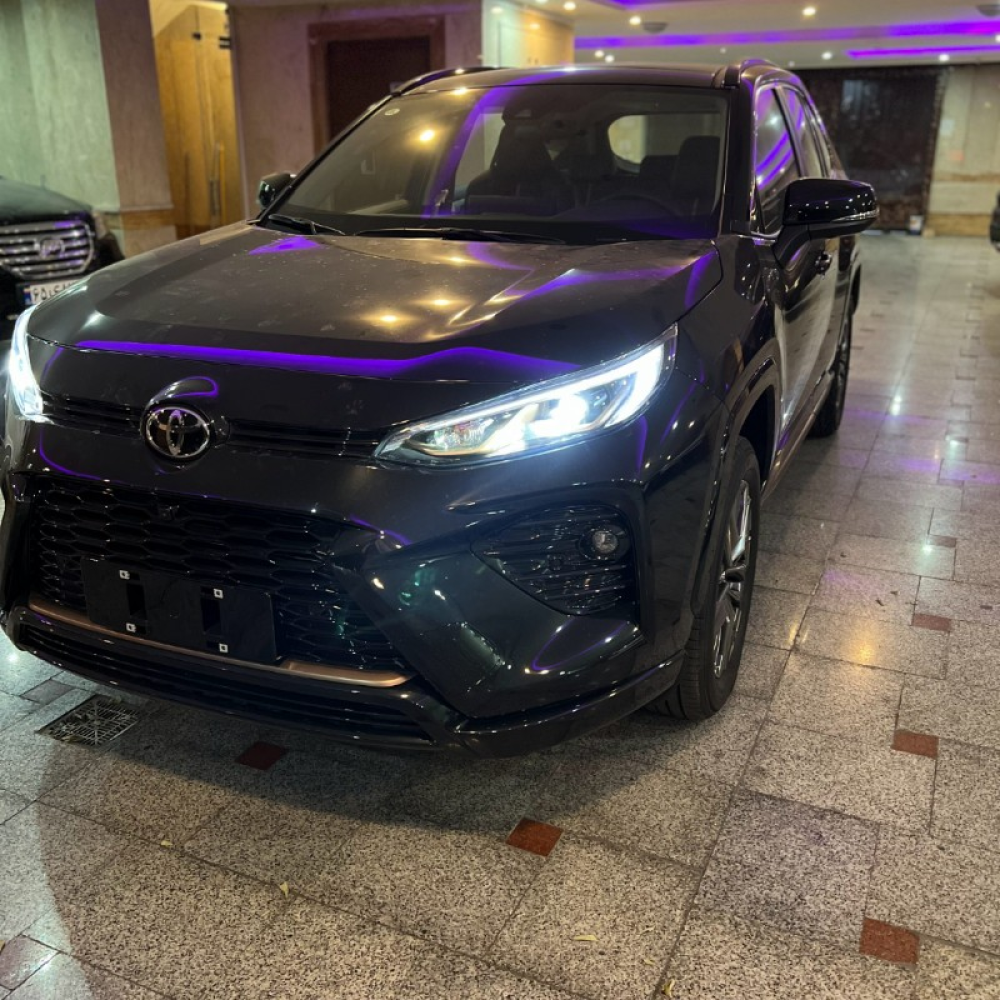 تویوتا مدل وایلندر 2.0 لیتر دو دیفرانسیل سال 2025  صفر