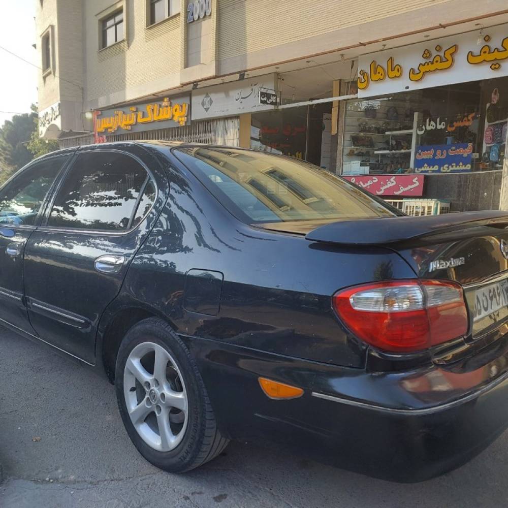 نیسان مدل ماکسیما دنده ای سال 1382  کارکرده