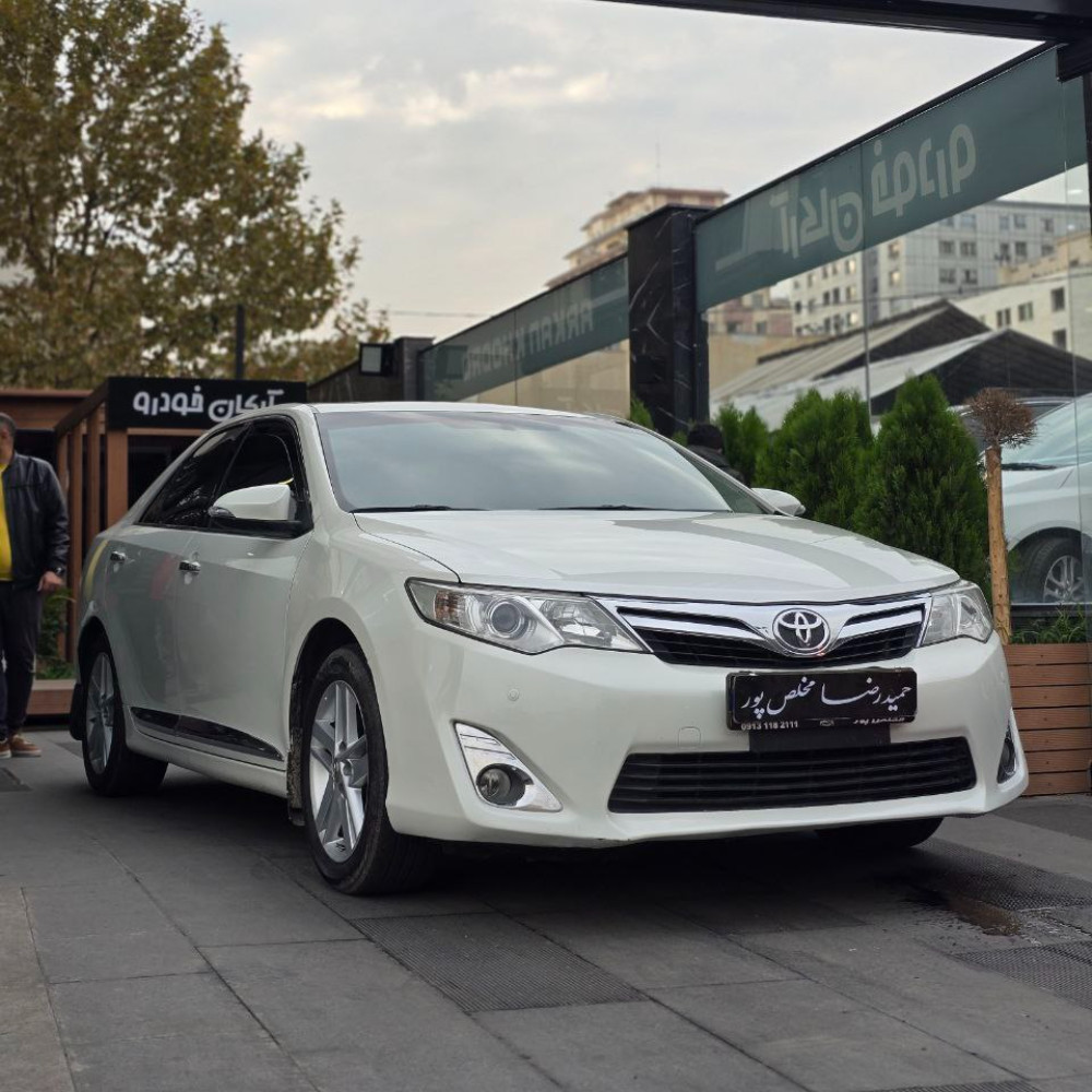 کمری GLX مدل ۲۰۱۴