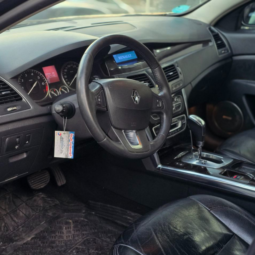 رنو لتیتیود مدل ۲۰۱۲