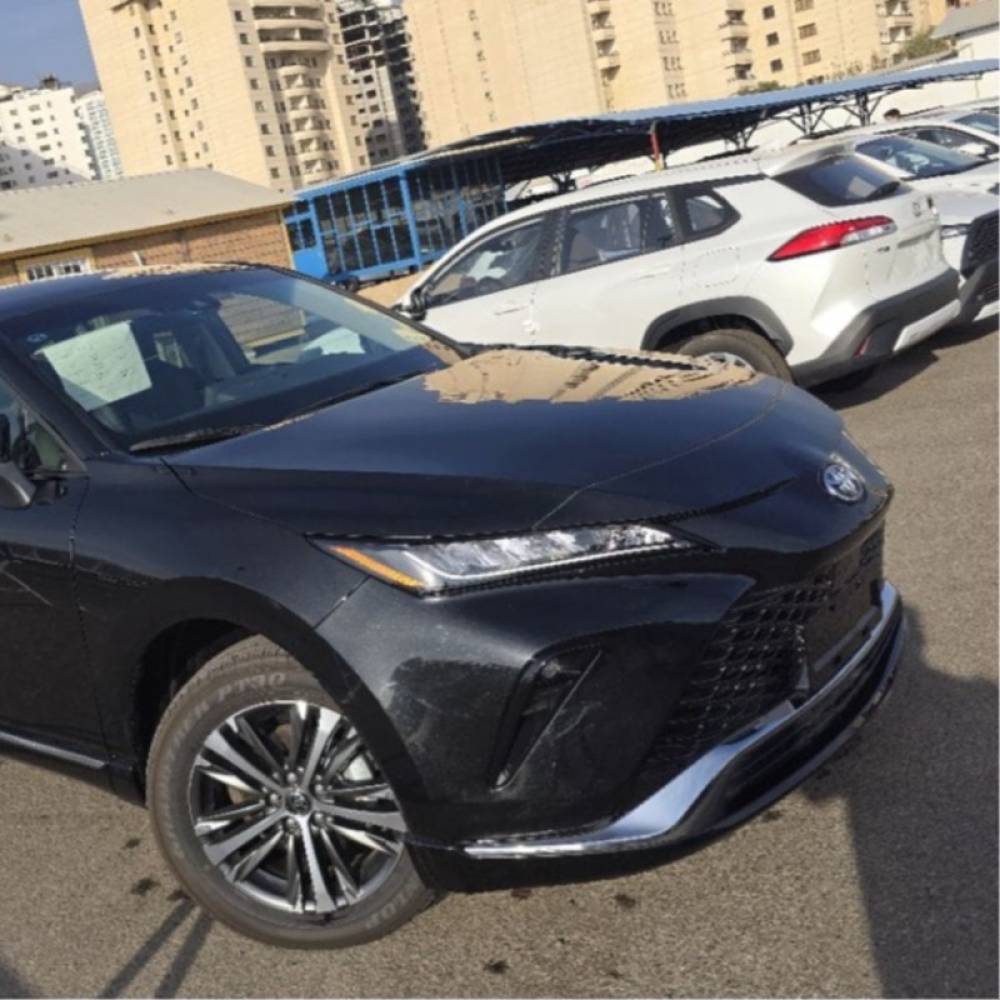 تویوتا مدل ونزا 2.0 لیتر لاکچری پلاس سال 2024  صفر