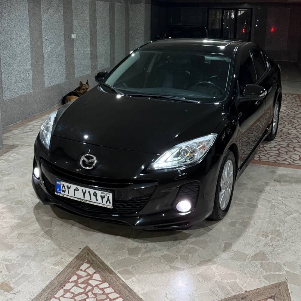 مزدا مدل 3 نیو صندوق دار 2.0 لیتر تیپ 4 سال 1396  کارکرده