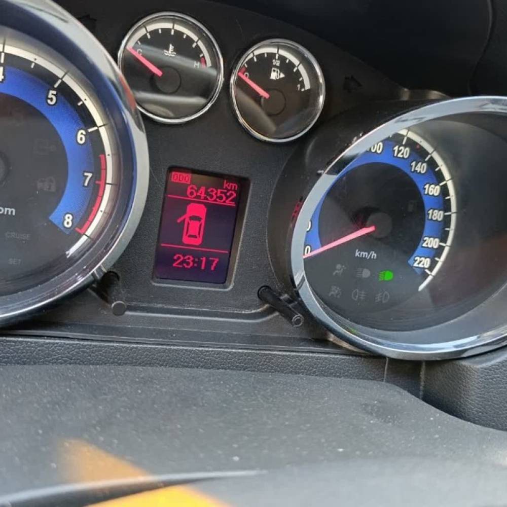 دنا مدل معمولی سال 1400  کارکرده