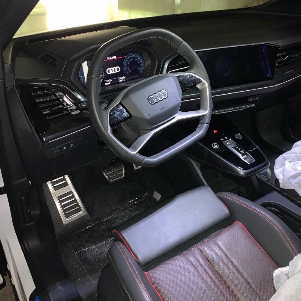 آئودی مدل Q5 e-tron 40 سال 2023  صفر