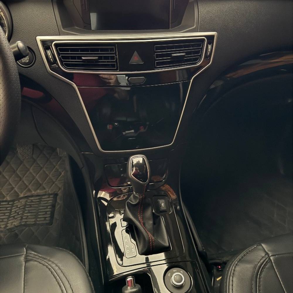 مکث موتور مدل کلوت اتوماتیک تیپ 2 سال 1402  کارکرده