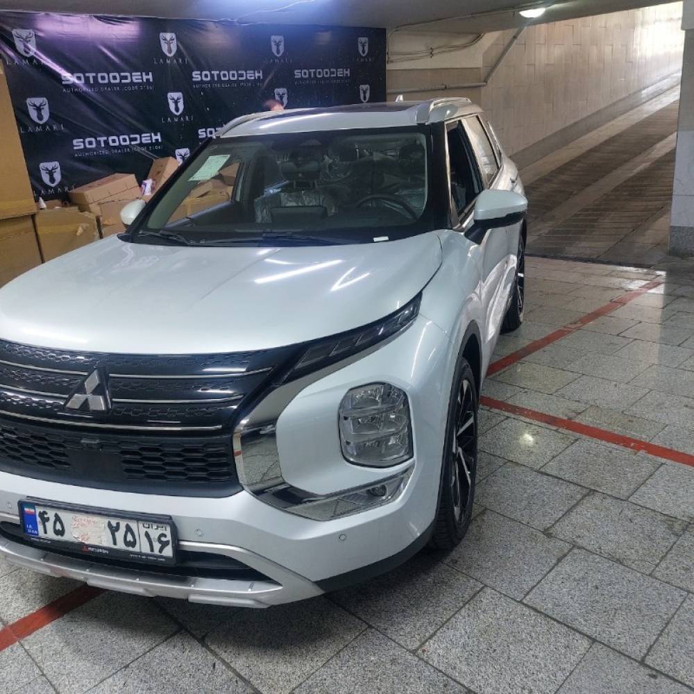 میتسوبیشی مدل اوتلندر دو دیفرانسیل M لاین سال 2023  صفر