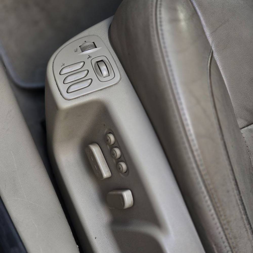 رنو لتیتود مدل2012