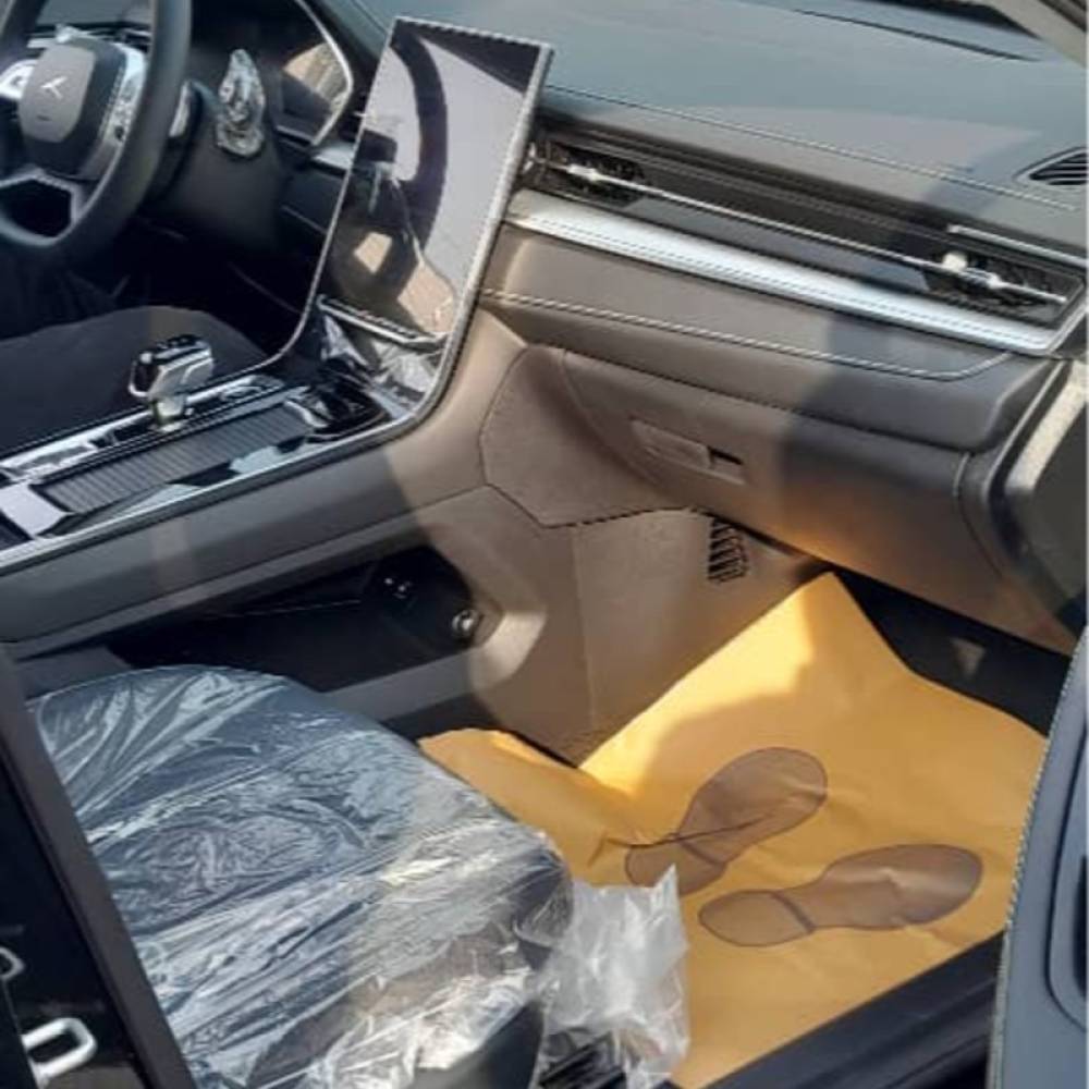 کی ام سی مدل J7 سال 1404  صفر