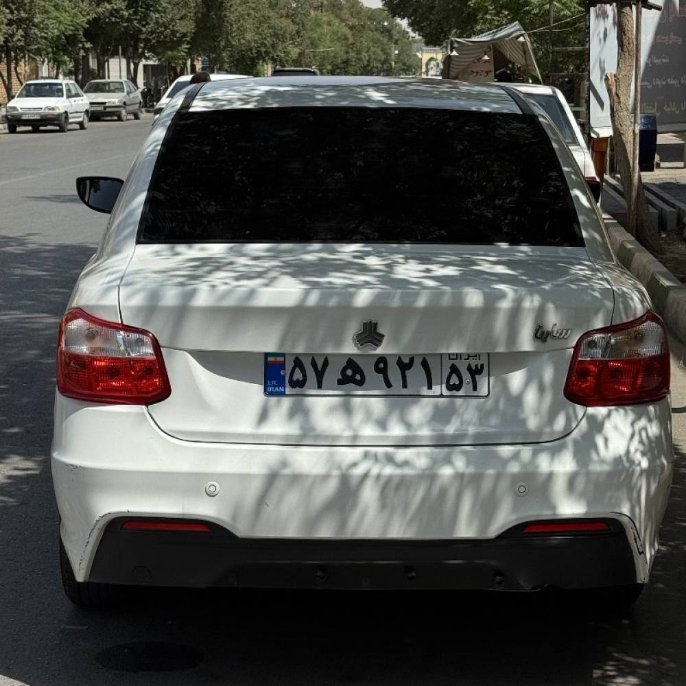 ساینا مدل S دنده ای بنزینی سال 1402  کارکرده